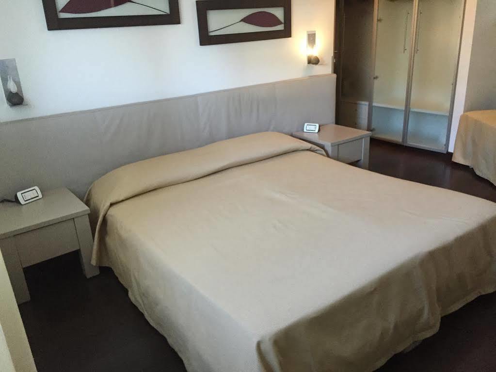 Hotel Angi フォッソ エクステリア 写真